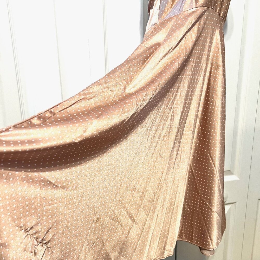 Alyn Paige-Women's Size 5/6 Jrs.-Halter Polka Dot Flowy Satin Feel Dress-Tan/Wh - Picture 5 of 15